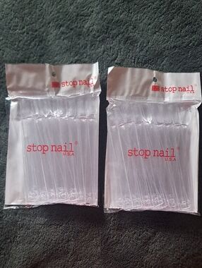 Clear Nail Swatch Picks - Pack of Clear Plastic Swatches